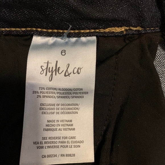 Style & Co Curvy Boyfriend Jeans, Size 6 - Picture 2 of 7